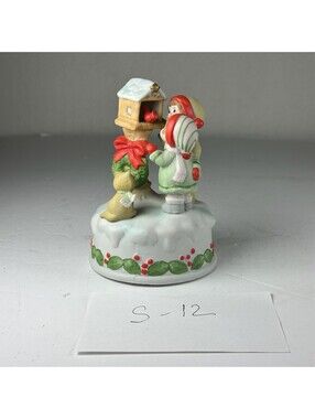 Vintage Christmas Around the World Musical Figurine Children & Friends S-12